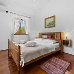 E-villa Vintage Istria With Heated And Covered Pool 빌라 *