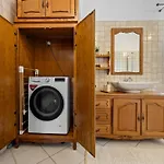 E-villa Vintage Istria With Heated And Covered Pool 빌라 Cabrunici