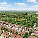 E-villa Vintage Istria With Heated And Covered Pool *
