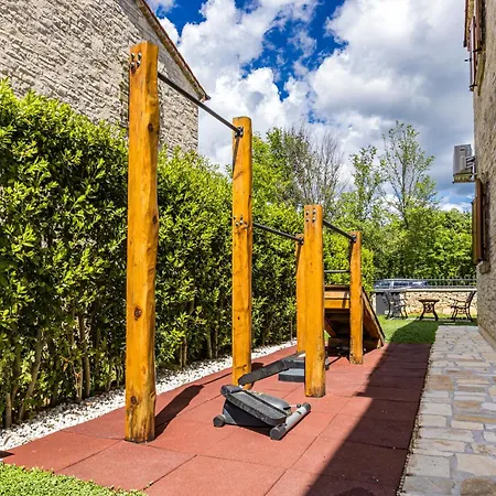 Vila E-villa Vintage Istria With Heated And Covered Pool Cabrunici