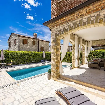 E-villa Vintage Istria With Heated And Covered Pool * Cabrunici